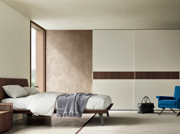 HILL : €7,330 (未稅)